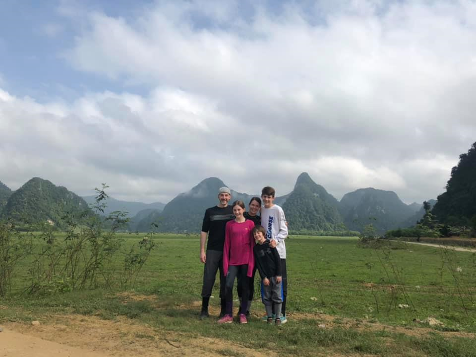 phong nha tu lan caves